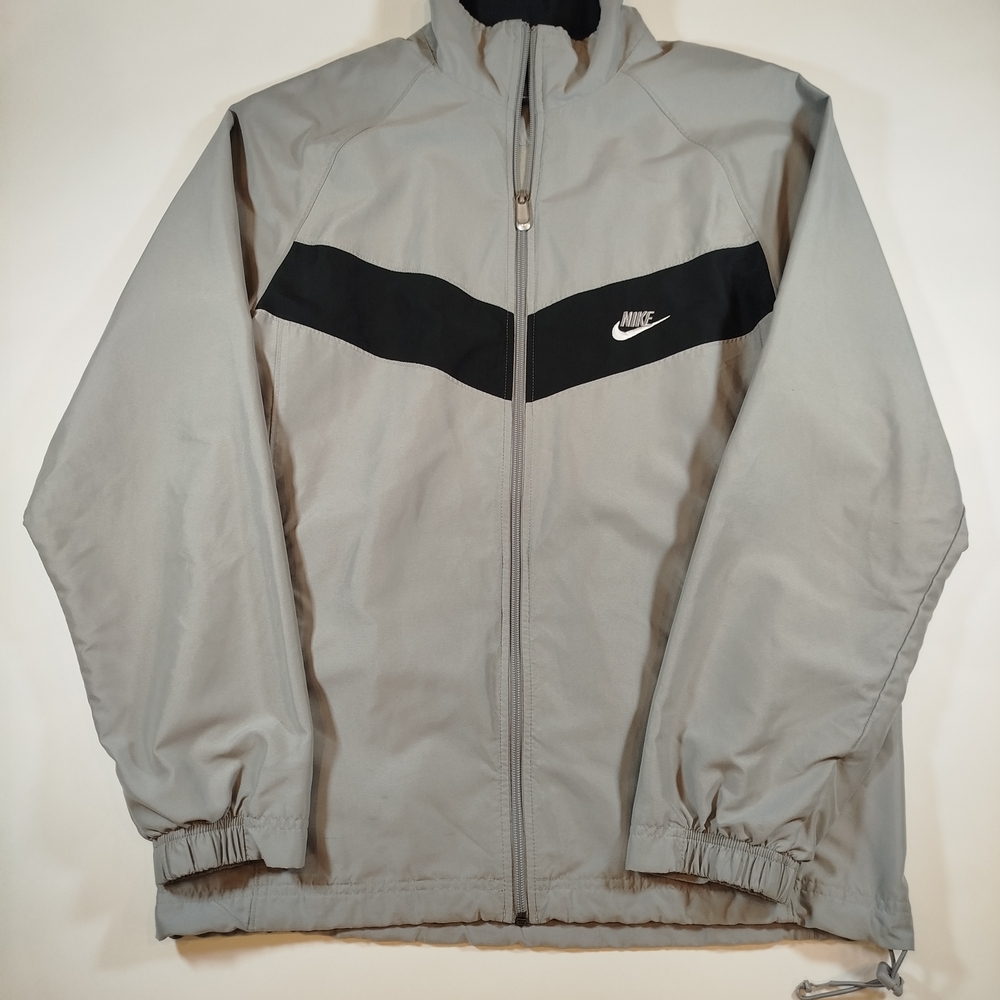 Nike Men's Gray and Black Jacket